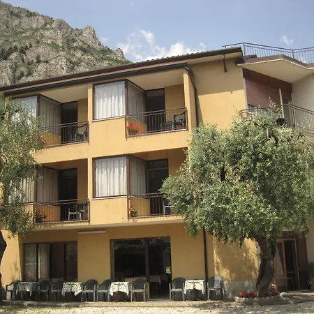 Panzió Lori Limone sul Garda